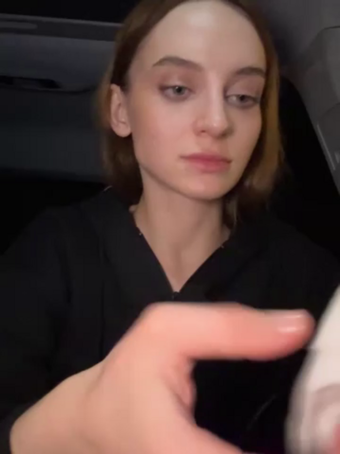 -AngelAri-
