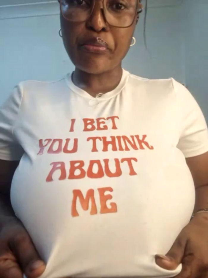 Bustygoddess32
