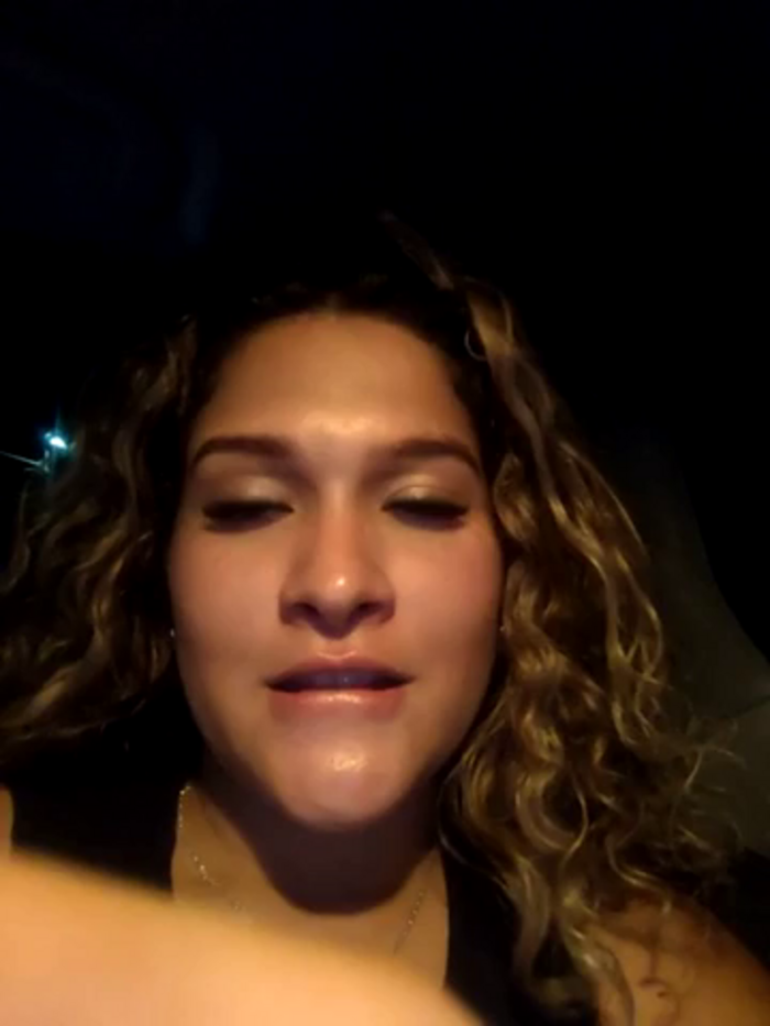 Sara_smiiith211