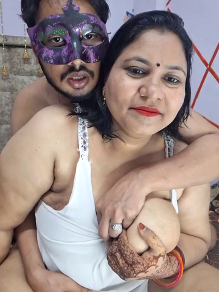 MOM-SUN-COUPLE