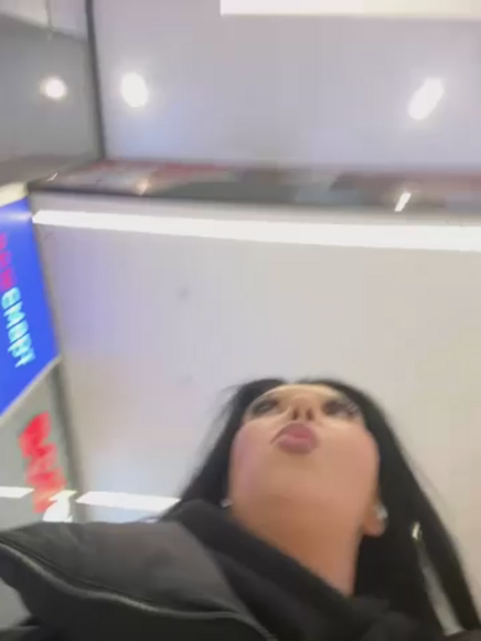 Tisha_Busty