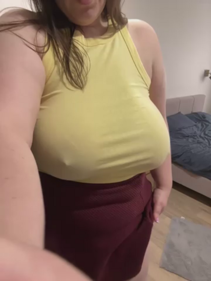 Your_Hot_Sister01