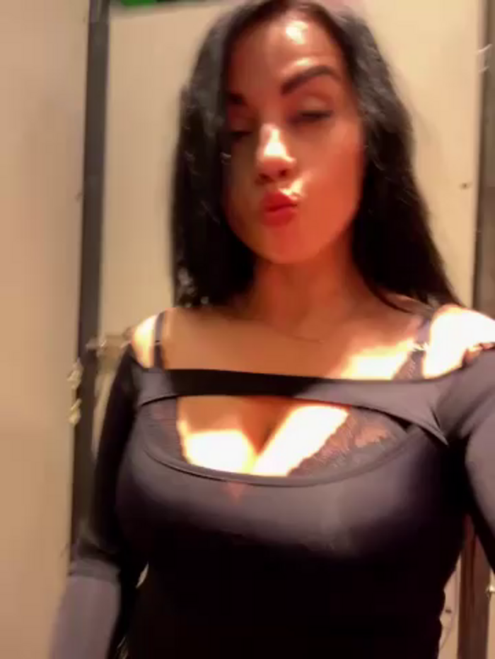 CrazzyChicks