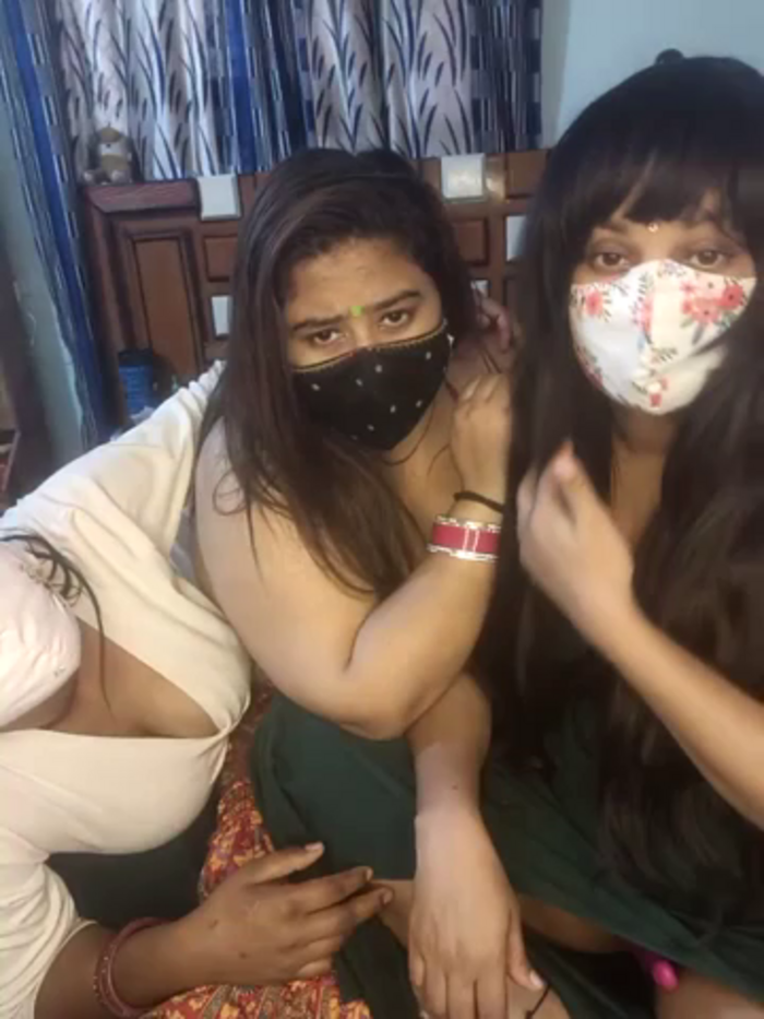 Indian_hotmilfs