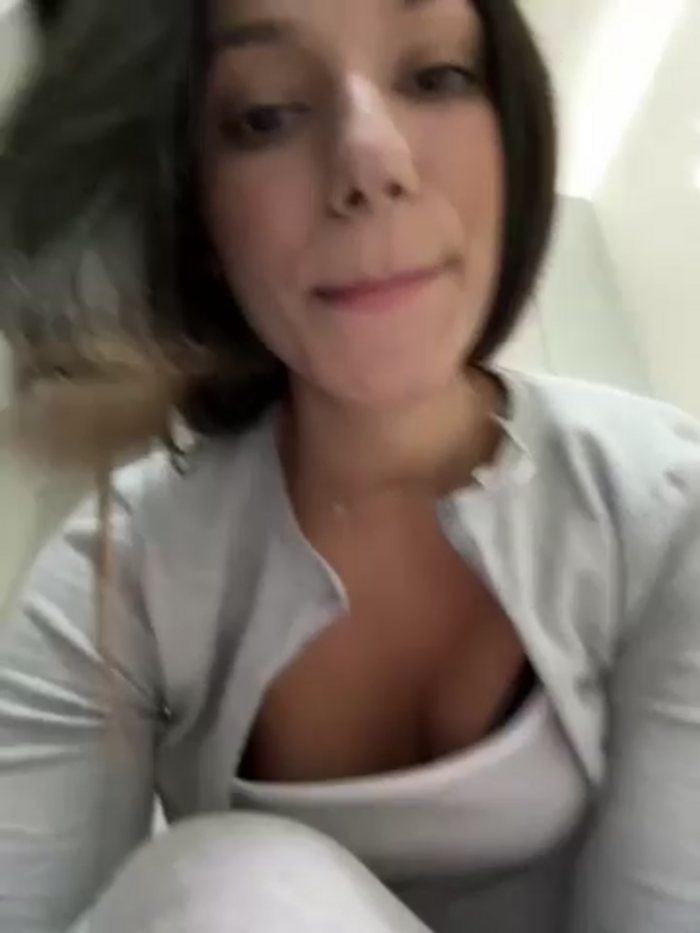 _MiaQueen_
