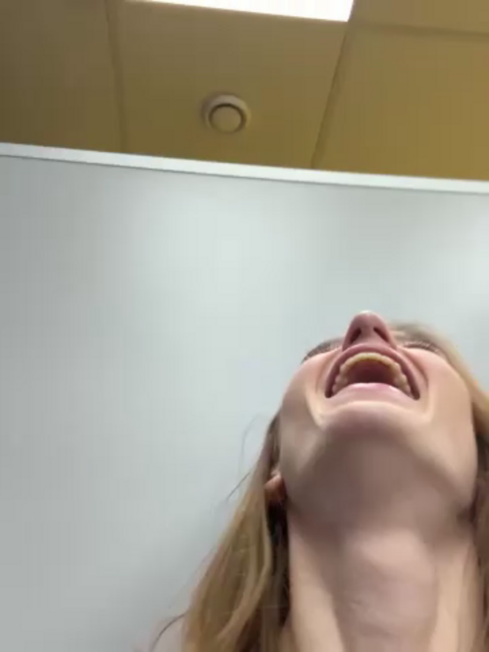-AngelAri-