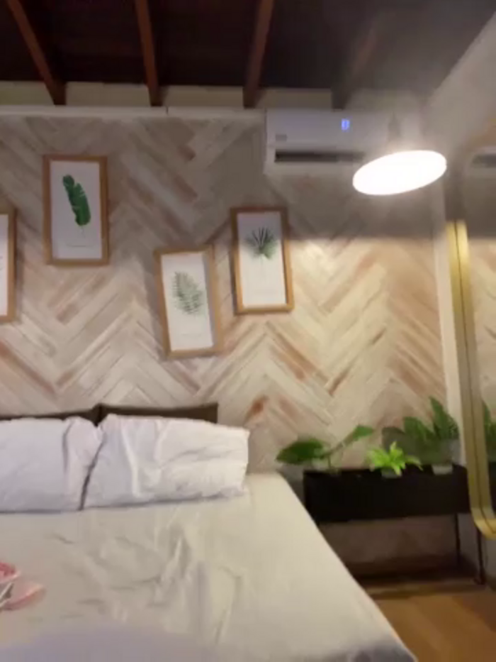 AniiRose