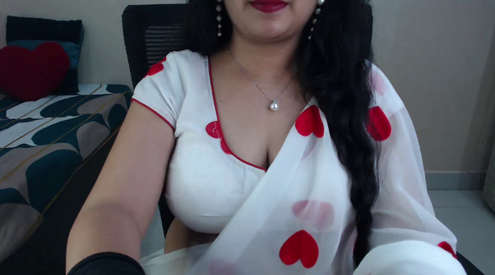 Inviting_Aanya