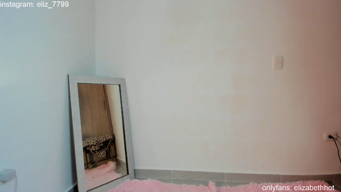 eliz_hot5