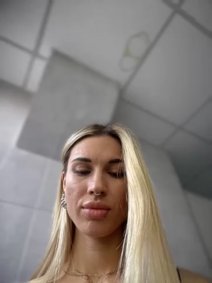 Charming_Ritta