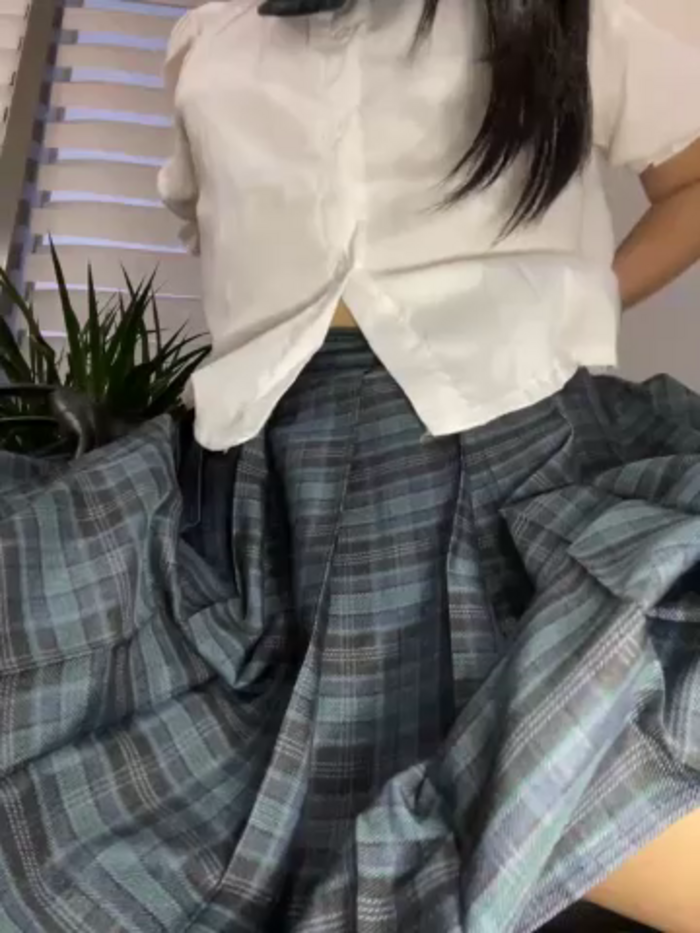 Asia-Lynn