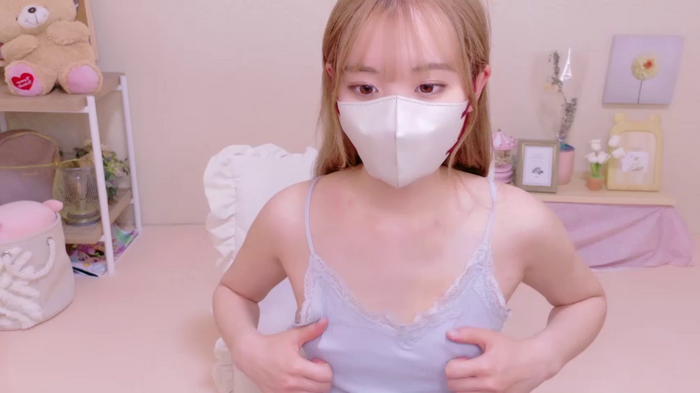 MOMONA_xo