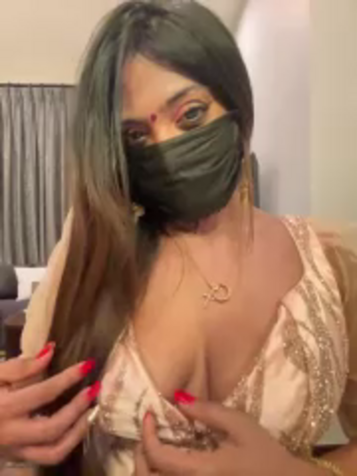 MonalisaDono18