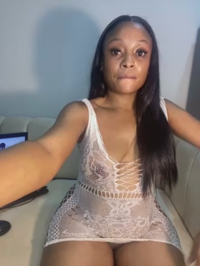 SexyDee025