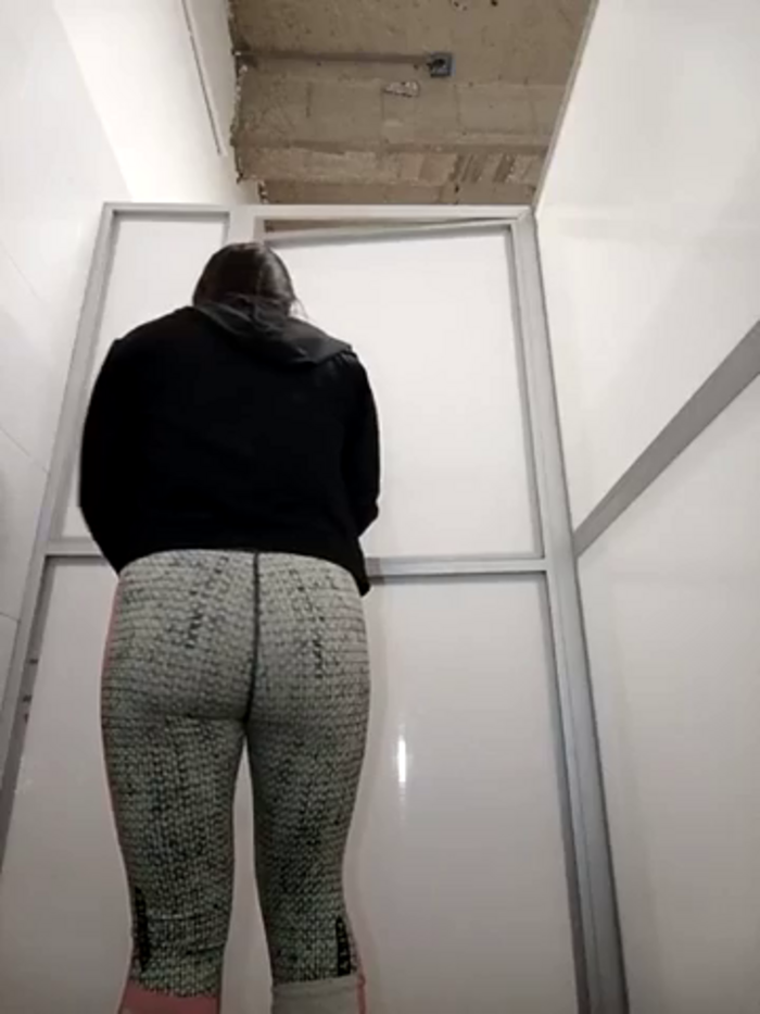 LIZ-06_
