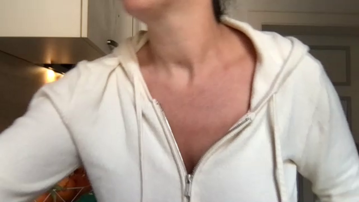 Viola_Beck