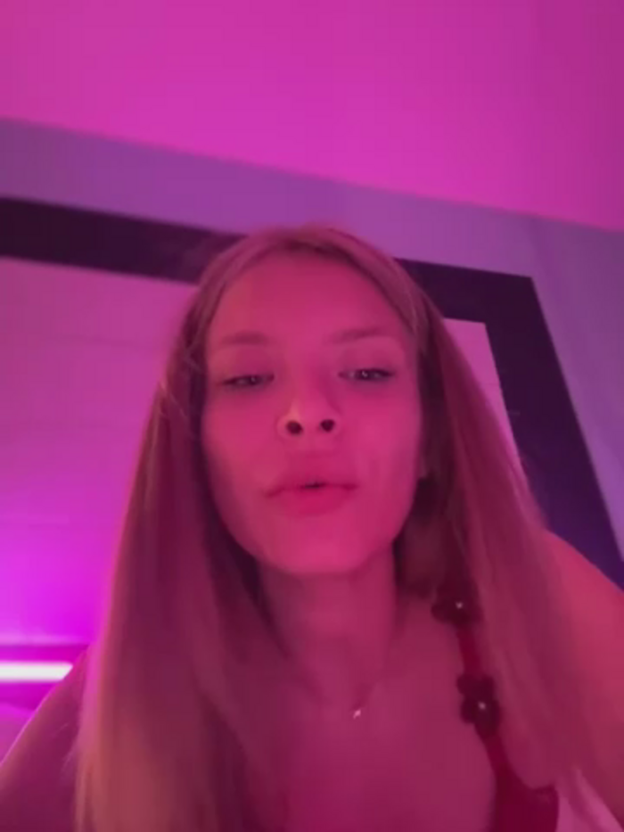AnastasiaAniess