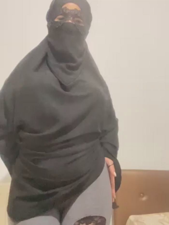Hijabi_HotGirls
