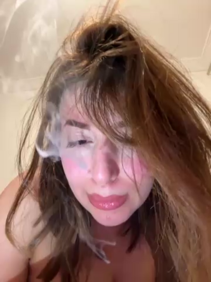 Hot_malak