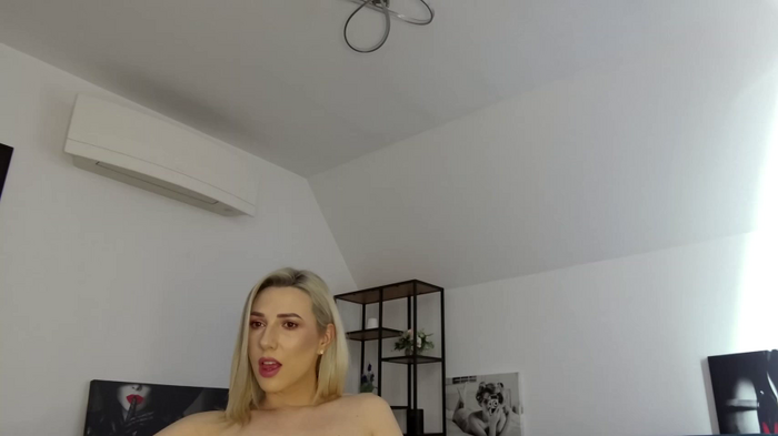 KhloeK