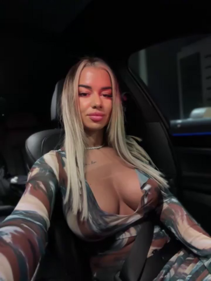 KirstieVegas