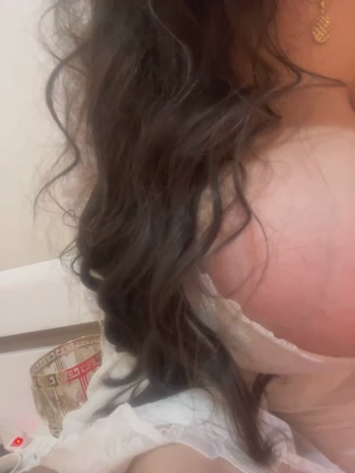 Naayaa12