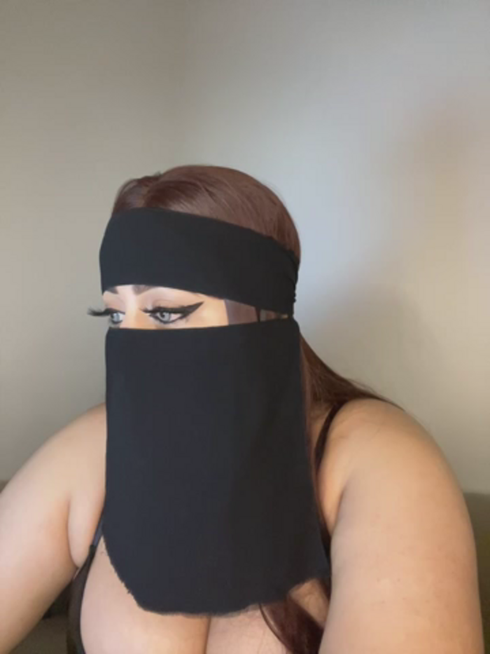 QueenDina777