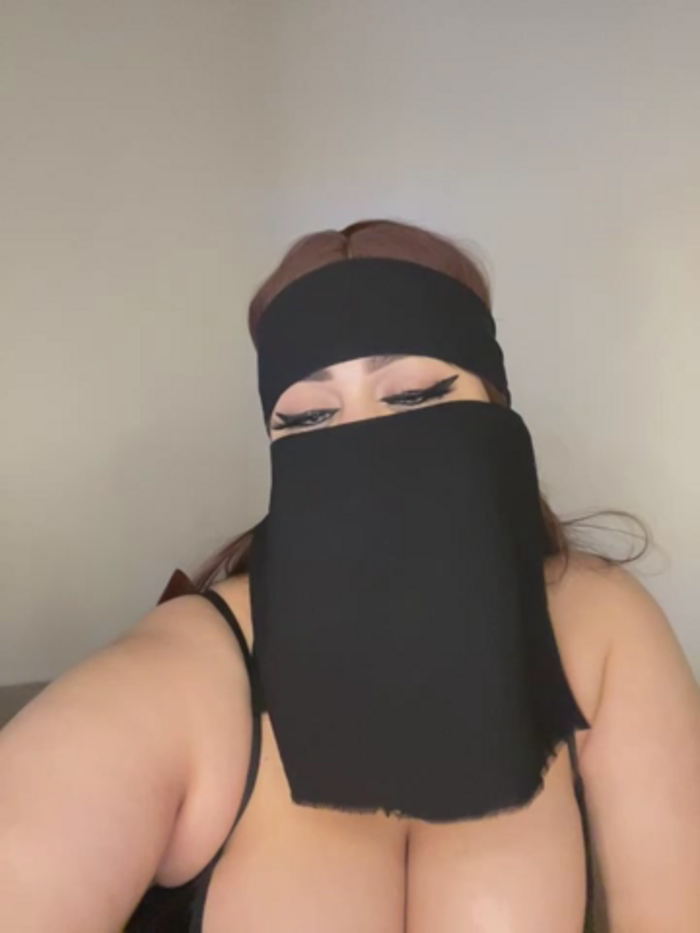QueenDina777