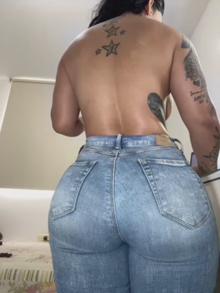 lau_ass_goddess