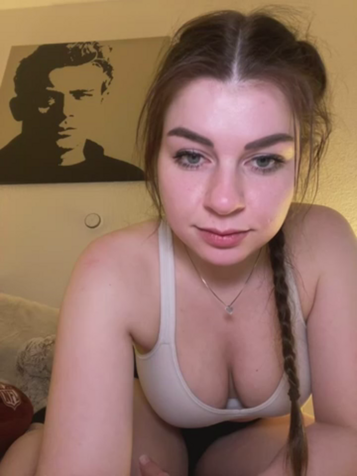 EllyNora