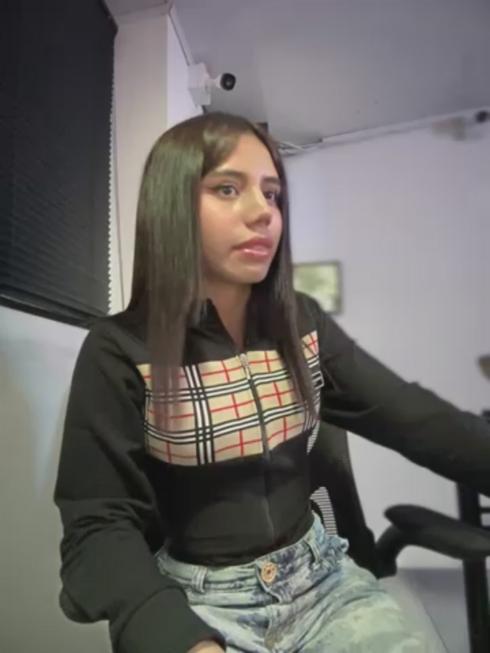 Laura-Khalifa