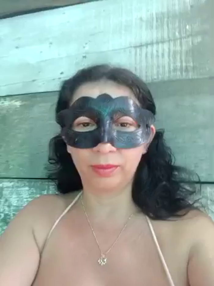 Mature-Mom