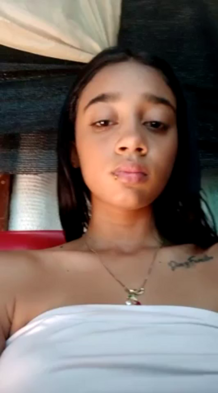 Zoe_Sweett18