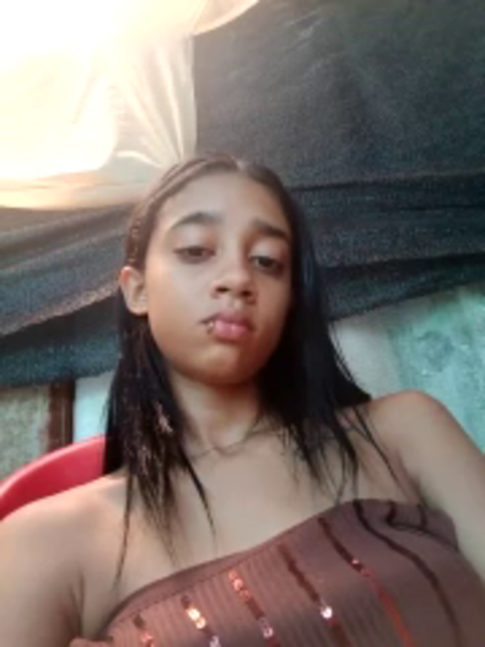 Zoe_Sweett18