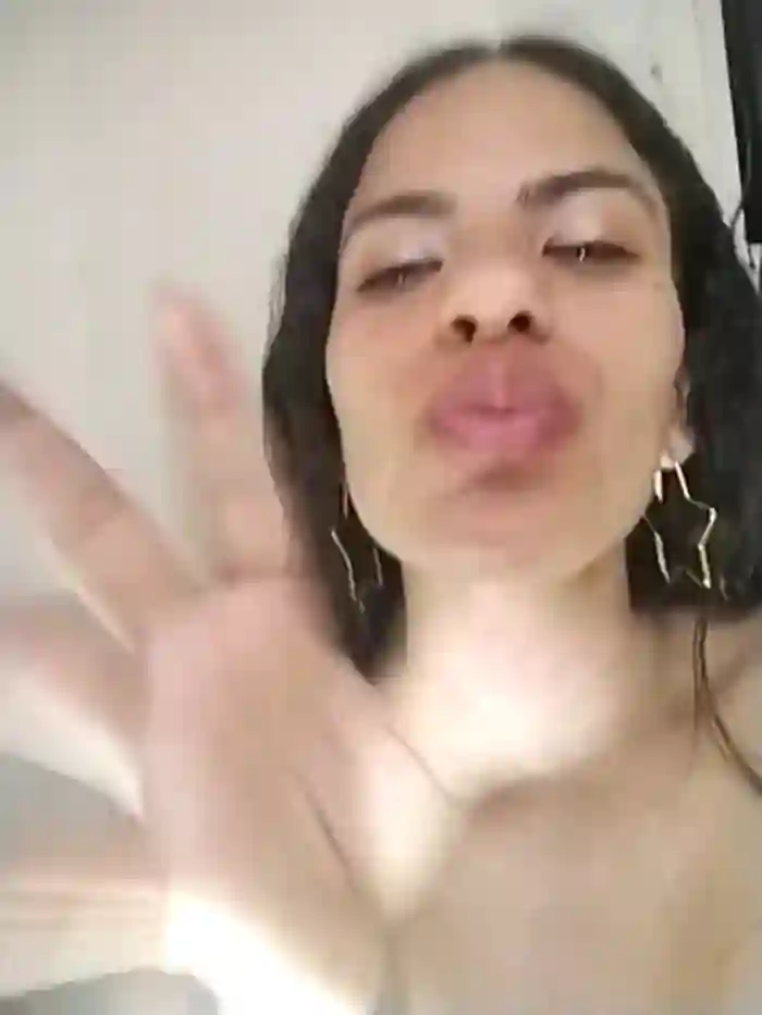 2025/04/12/stripchat-roman_and_jessie-05-42-36