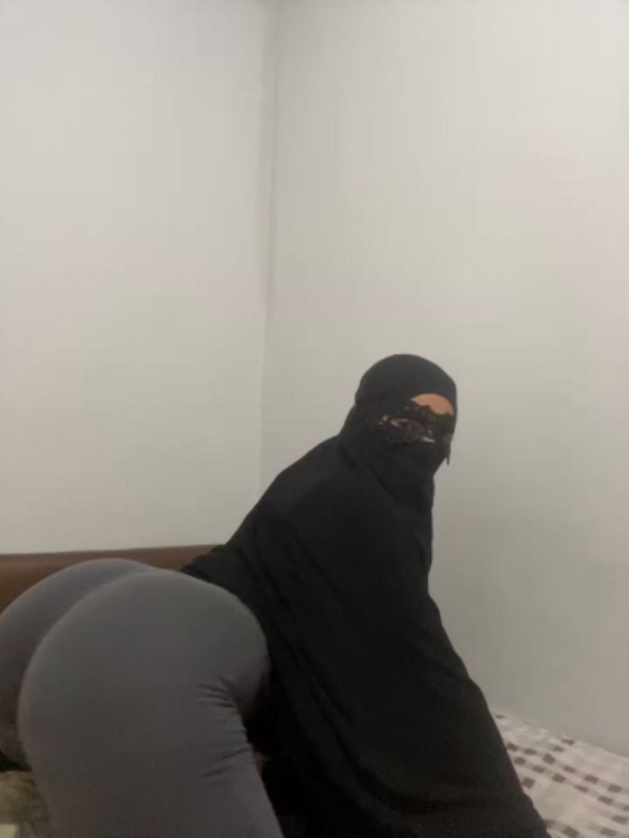 Hijabi_HotGirls