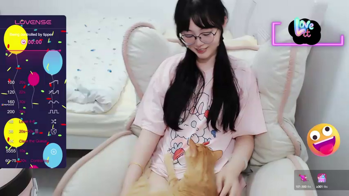 Hot-nini20