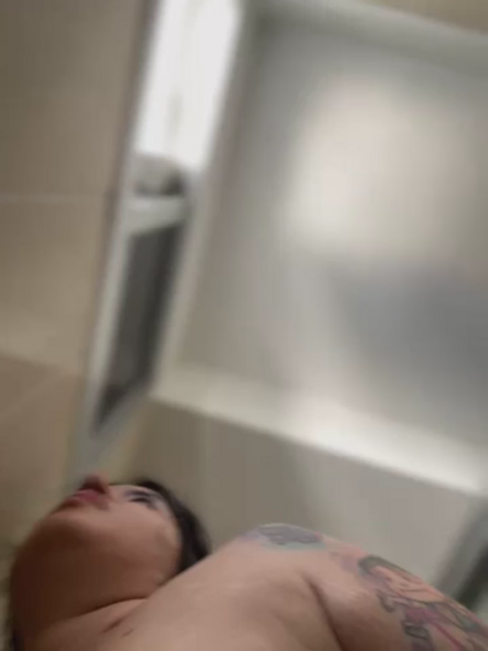 horny_roomiess