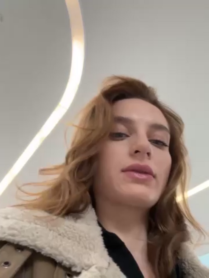 -AngelAri-