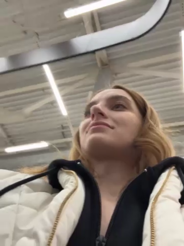 -AngelAri-