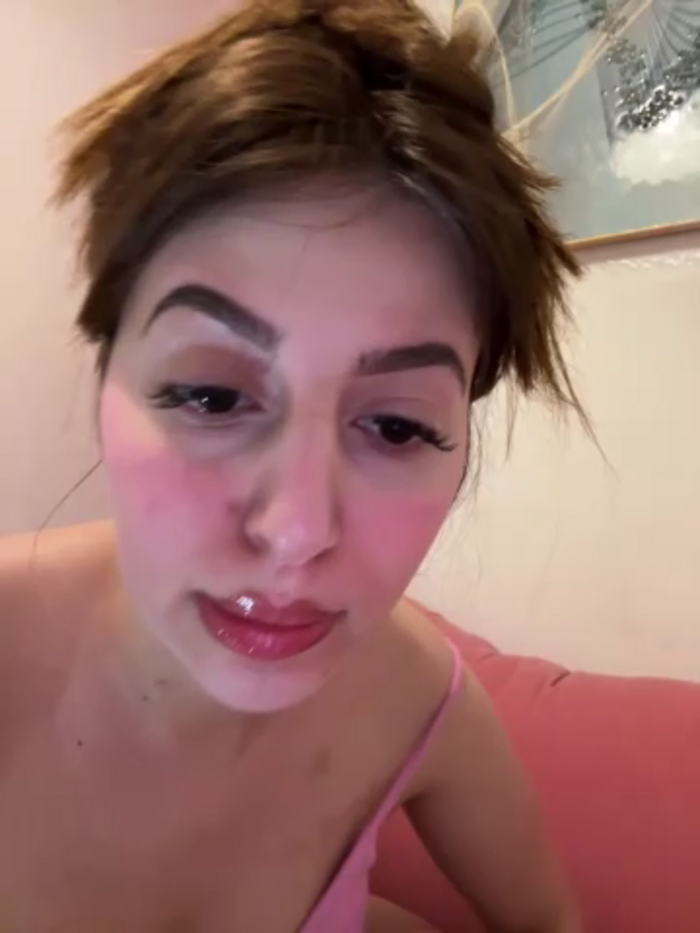 Hot_malak