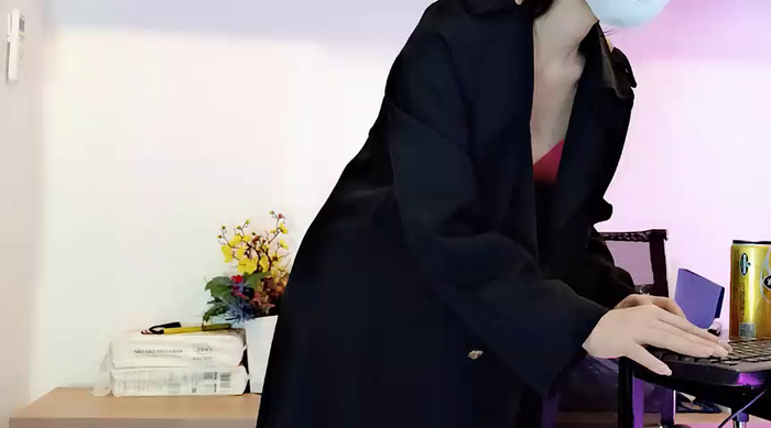 Lush-Office