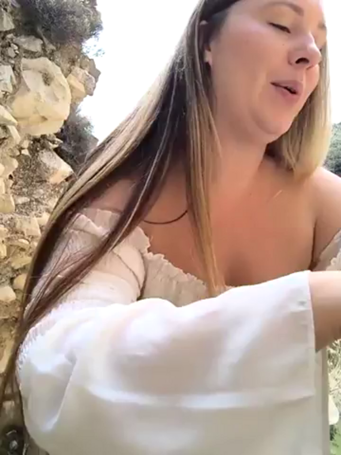 Mona_Plus