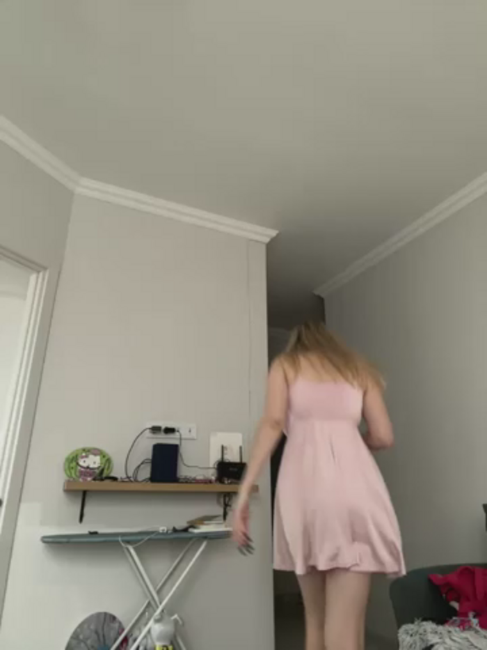 Teya_moon_