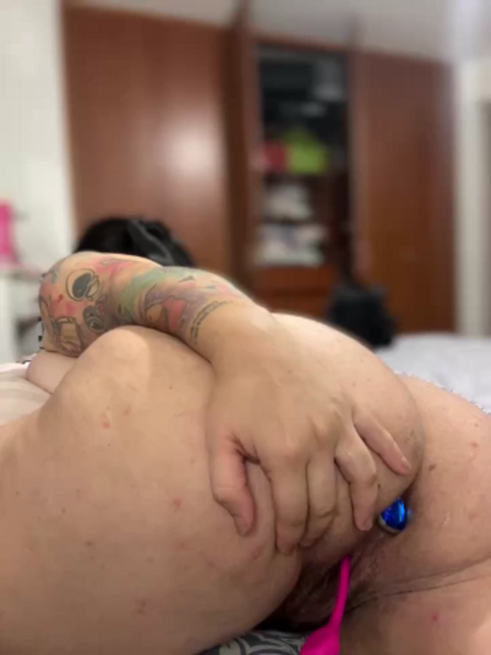 horny_roomiess
