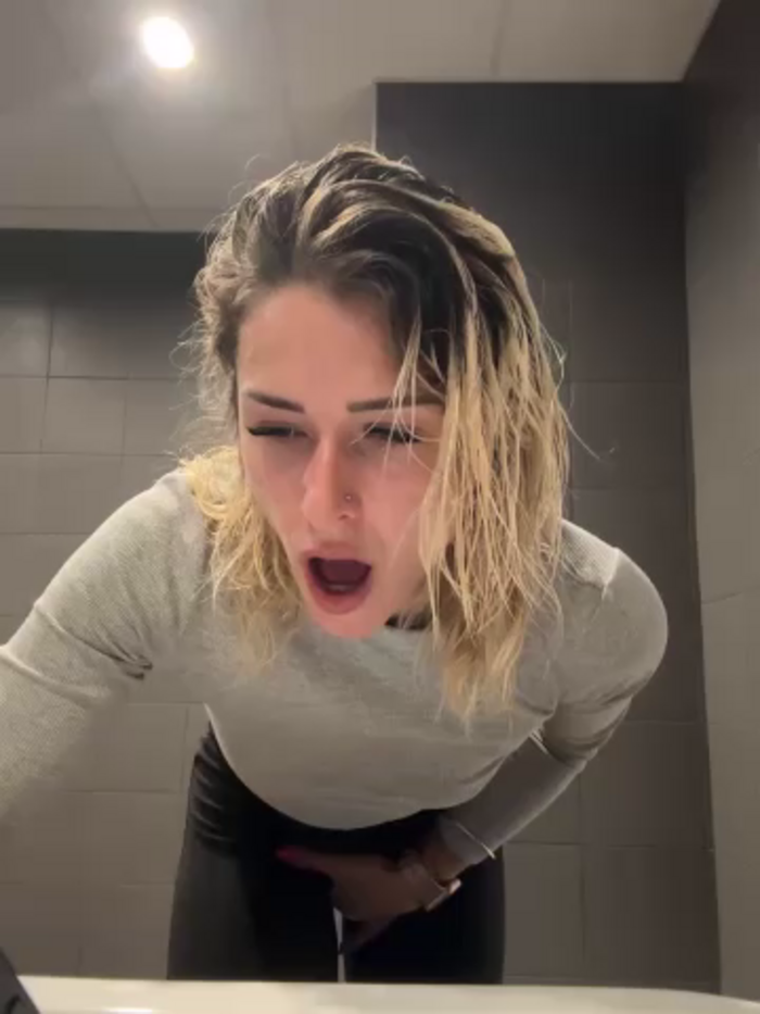 petrouchkaaa_