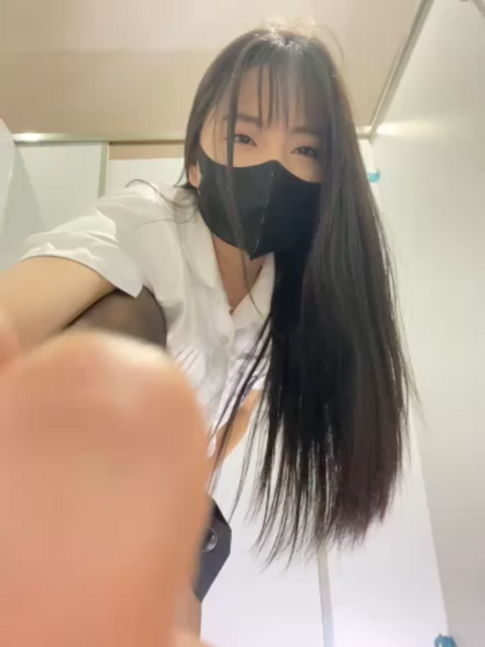 Asia-Lynn