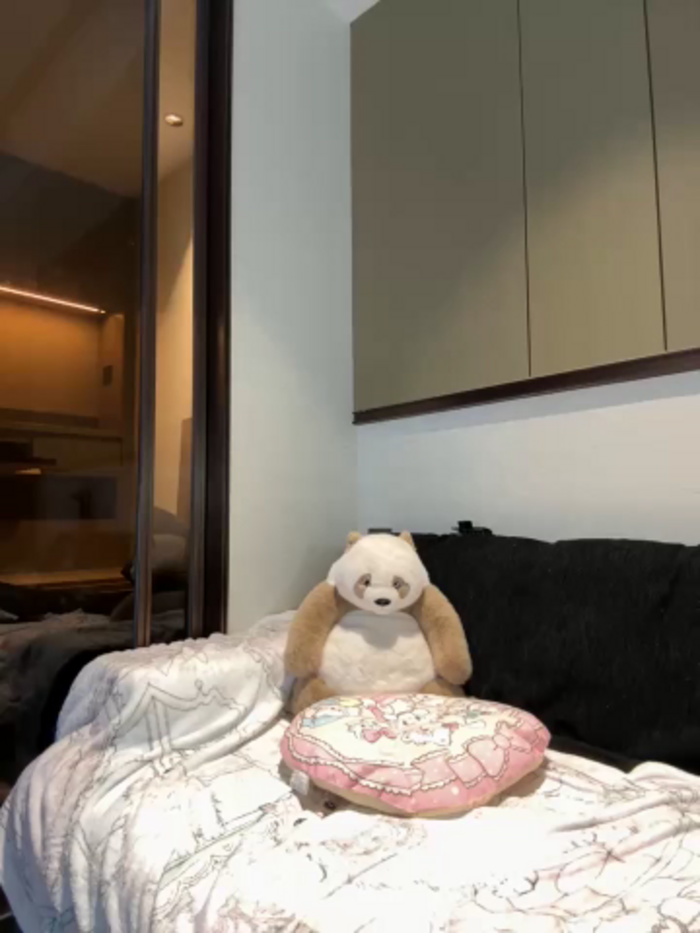 Uizzzqvq3