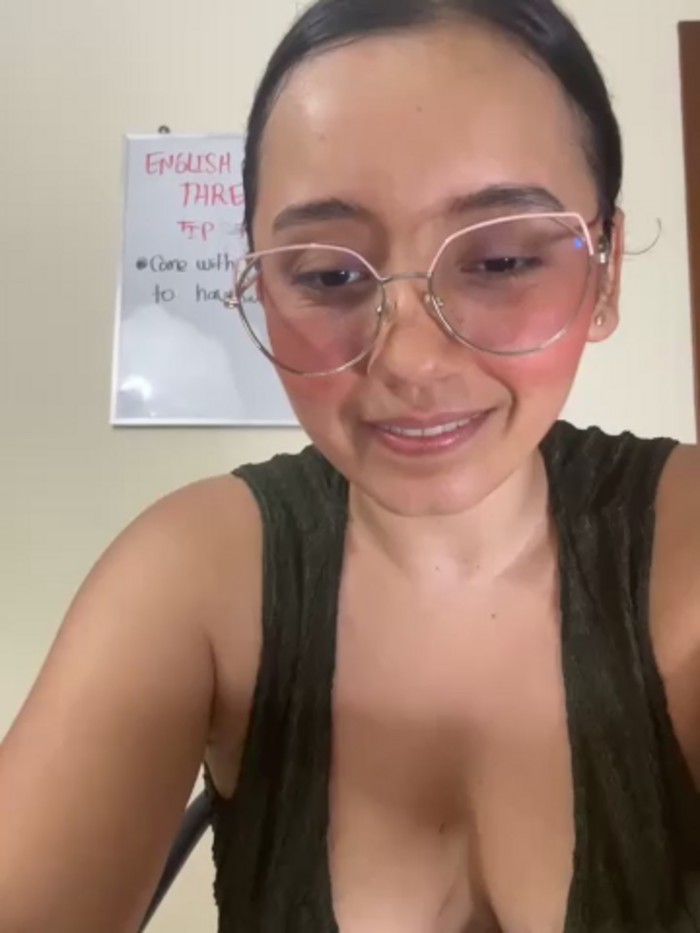 Kay_LustyWife