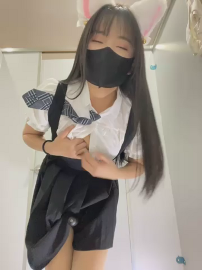 Asia-Lynn